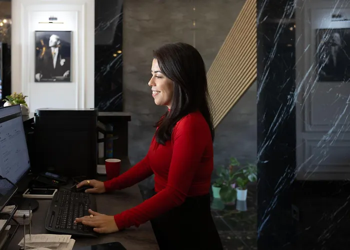 Hotel Restway Esmirna